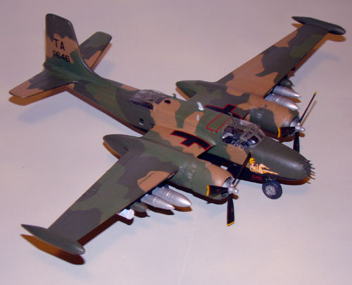 Italeri_1/72_B-26K