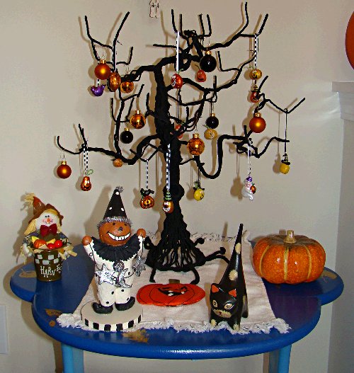 Closeup of Halloween tree